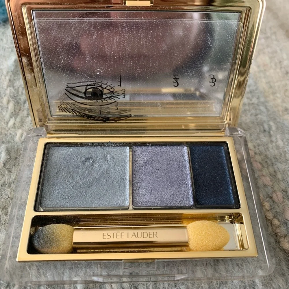 Estee Lauder Eyeshadow Palette - Silver, Purple, Black Trio Ombré .07 Oz.